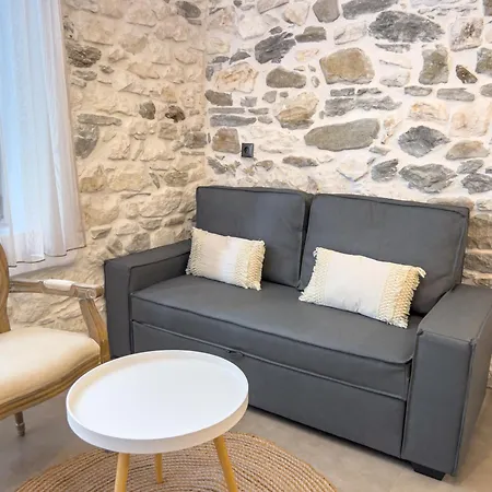 Apartment Domus F *