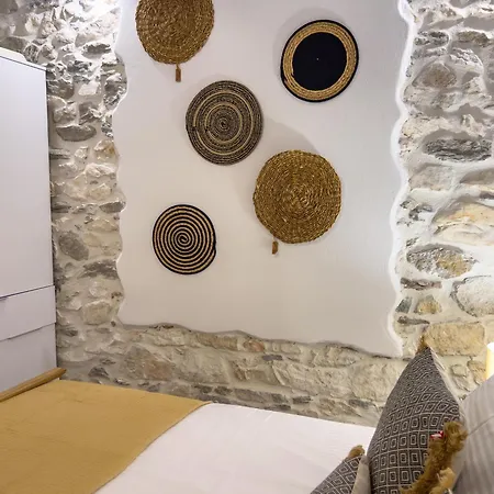 Διαμέρισμα Domus F *