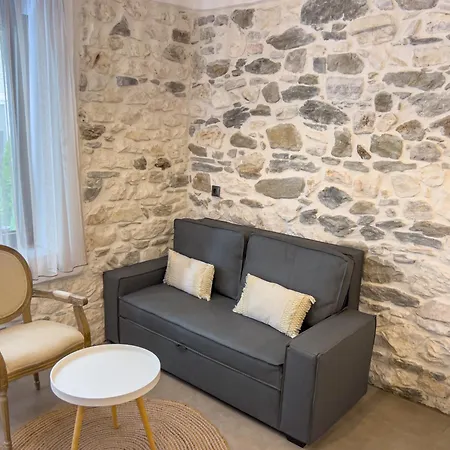 Apartment Domus F